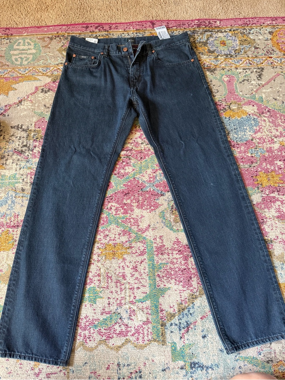 Hugo Boss Men's Straight Leg Jeans in Dark Blue Wash Size 34/32